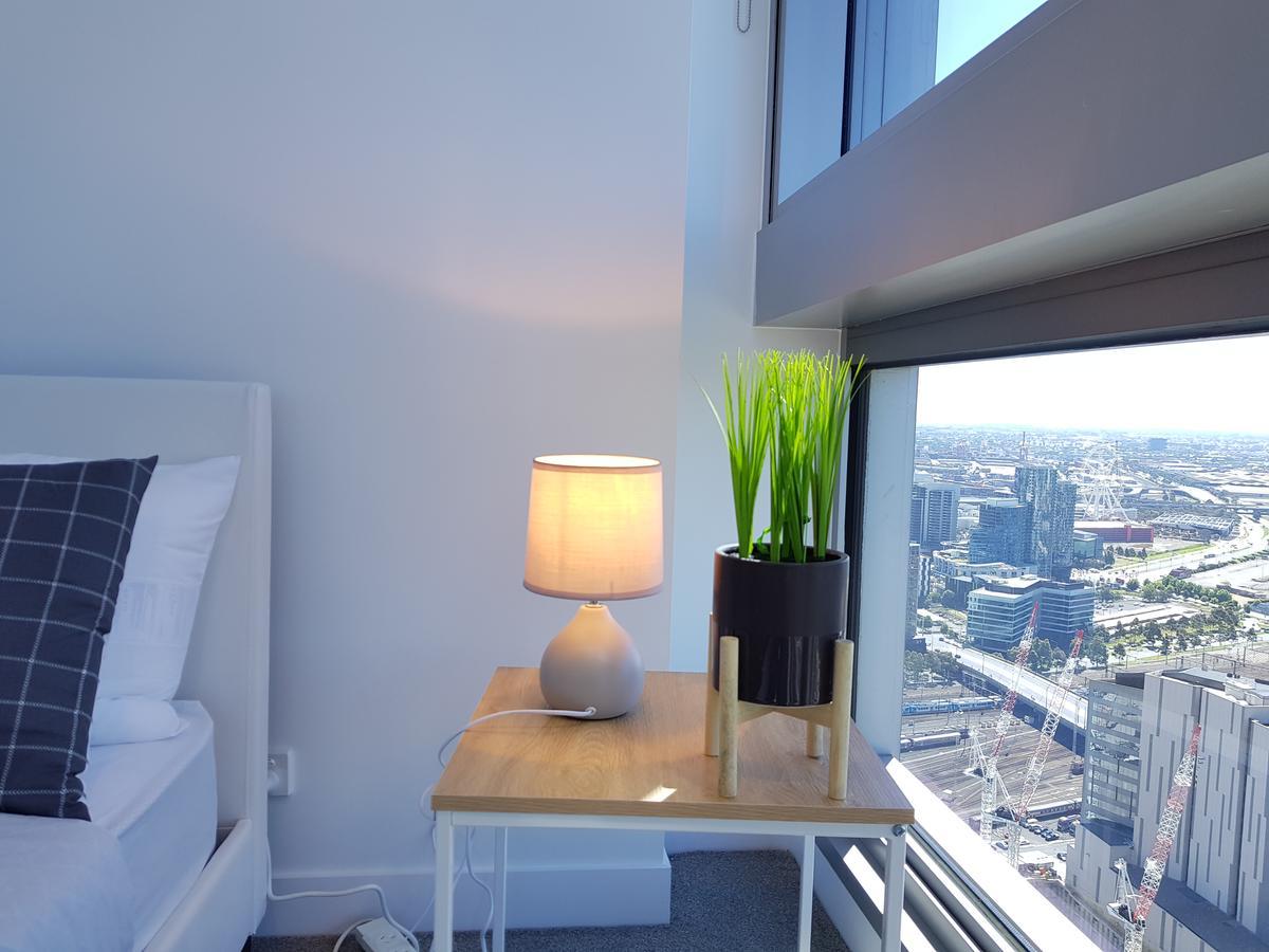 Apartments On The Fifth Melbourne City Exterior foto