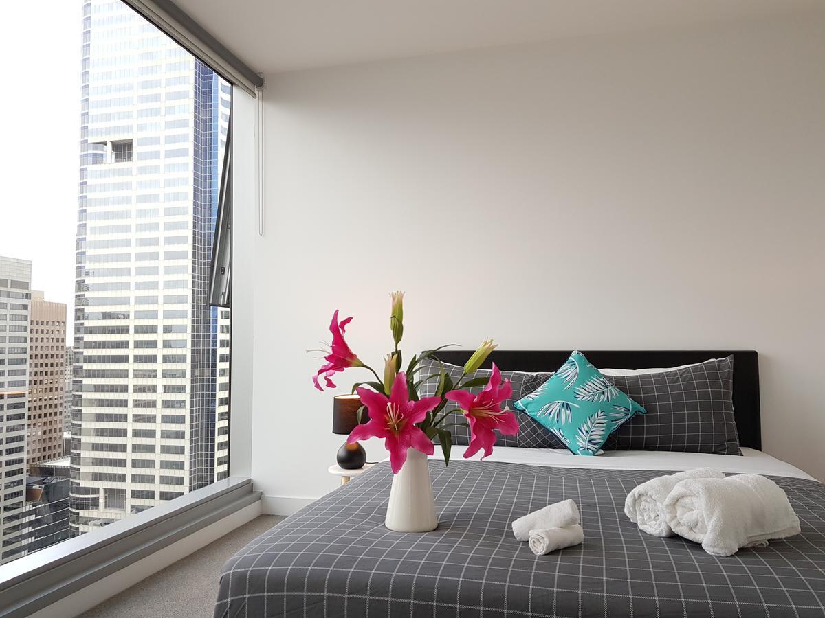 Apartments On The Fifth Melbourne City Exterior foto