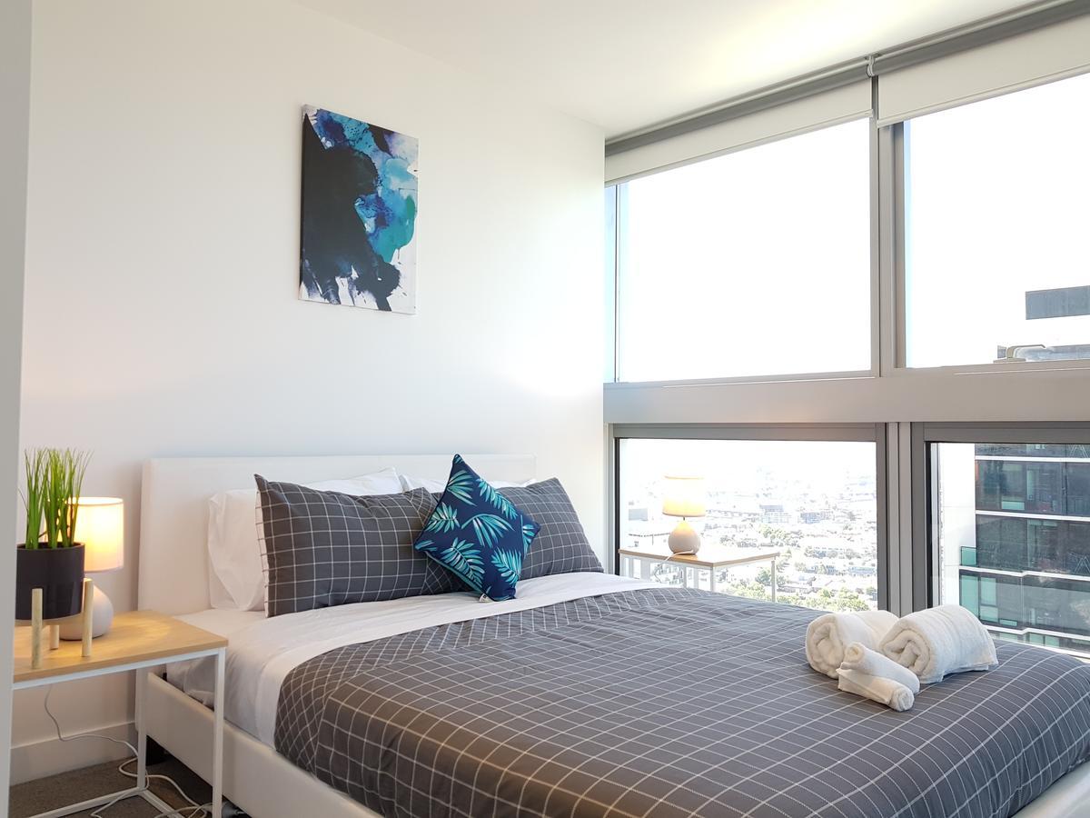 Apartments On The Fifth Melbourne City Exterior foto