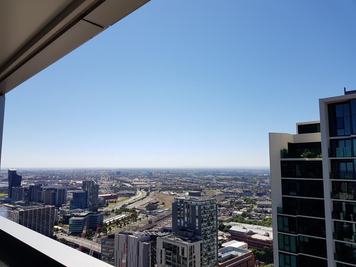 Apartments On The Fifth Melbourne City Exterior foto